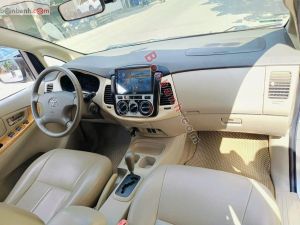 Xe Toyota Innova V 2009