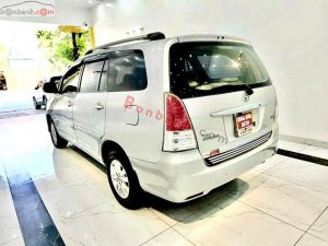 Xe Toyota Innova V 2009