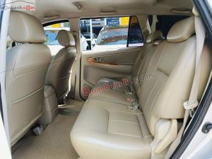 Xe Toyota Innova V 2009