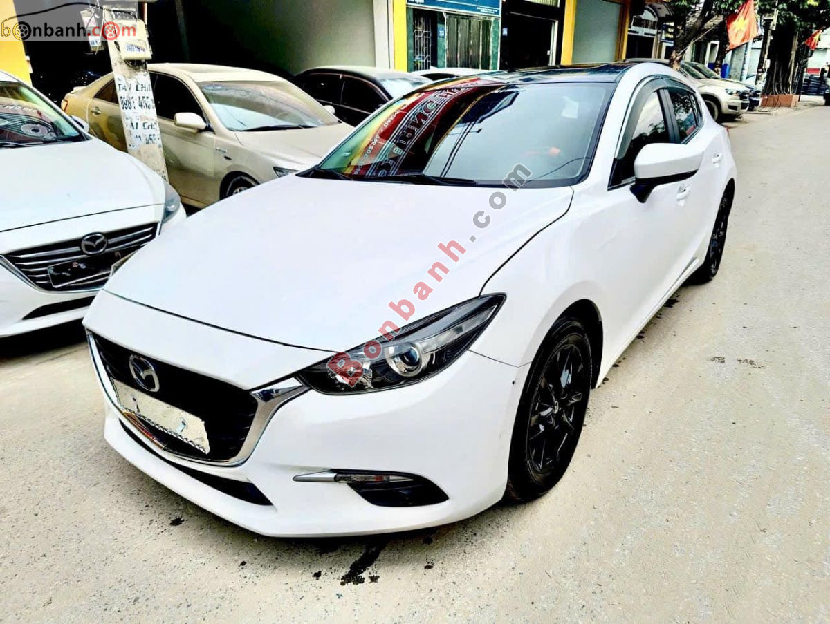 Mazda 3 1.5 AT 2018