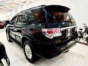 Xe Toyota Fortuner 2.7V 4x2 AT 2013