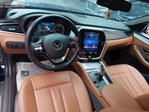 Xe VinFast Lux A 2.0 Premium 2.0 AT 2021