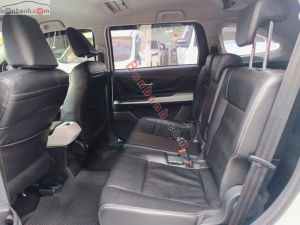 Xe Toyota Veloz Cross Top 1.5 CVT 2024