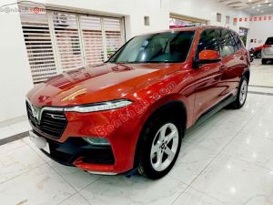 Xe VinFast Lux SA 2.0 Base 2.0 AT 2020