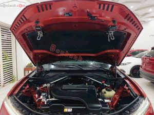 Xe VinFast Lux SA 2.0 Base 2.0 AT 2020