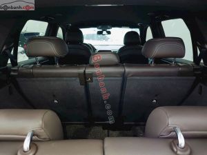 Xe VinFast Lux SA 2.0 Base 2.0 AT 2020