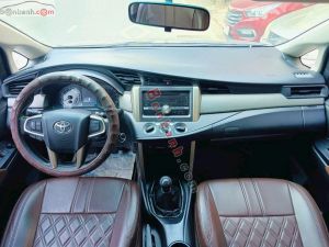 Xe Toyota Innova 2.0E 2017