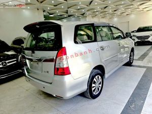 Xe Toyota Innova 2.0E 2016