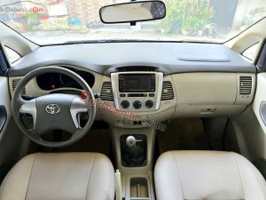 Xe Toyota Innova 2.0E 2016