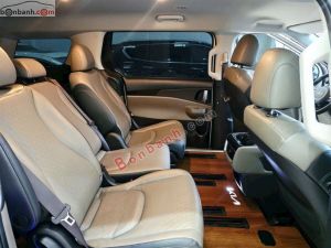 Xe Kia Carnival Luxury 2.2D 2025