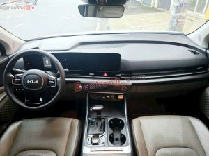 Xe Kia Carnival Luxury 2.2D 2025