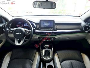 Xe Kia K3 Luxury 1.6 AT 2023