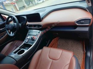 Xe Hyundai SantaFe Cao cấp 2.5L HTRAC 2022